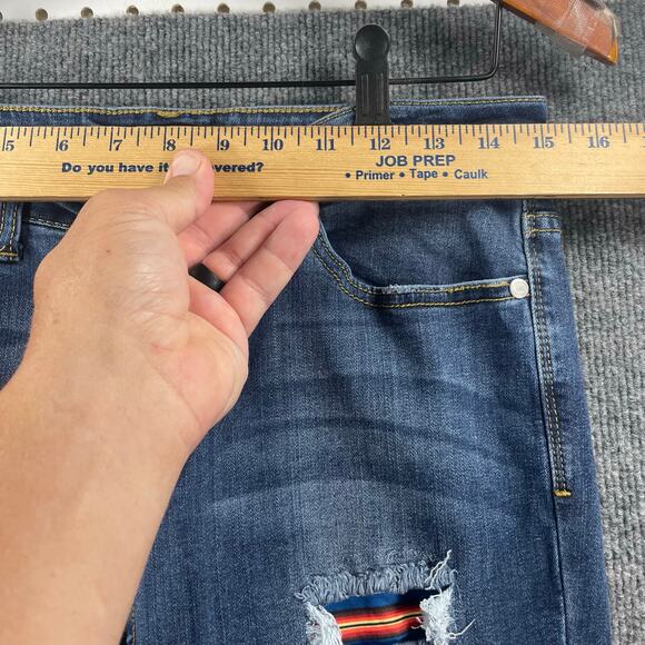 Judy Blue Skinny Fit Jeans Women's 11/30 Blue Destroyed Stretch JB8424 - Picture 2 of 10